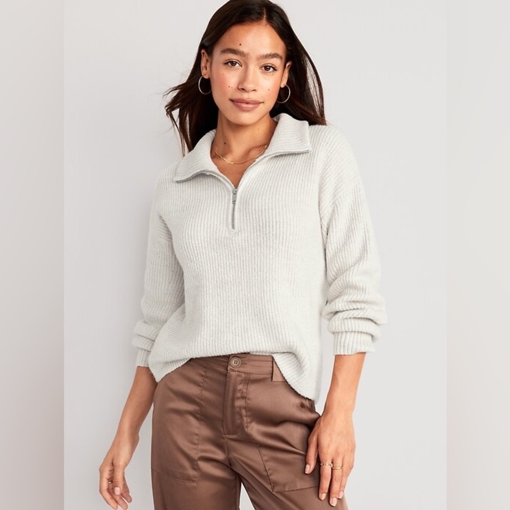 Old Navy Women's Cream Half-Zip Sweater